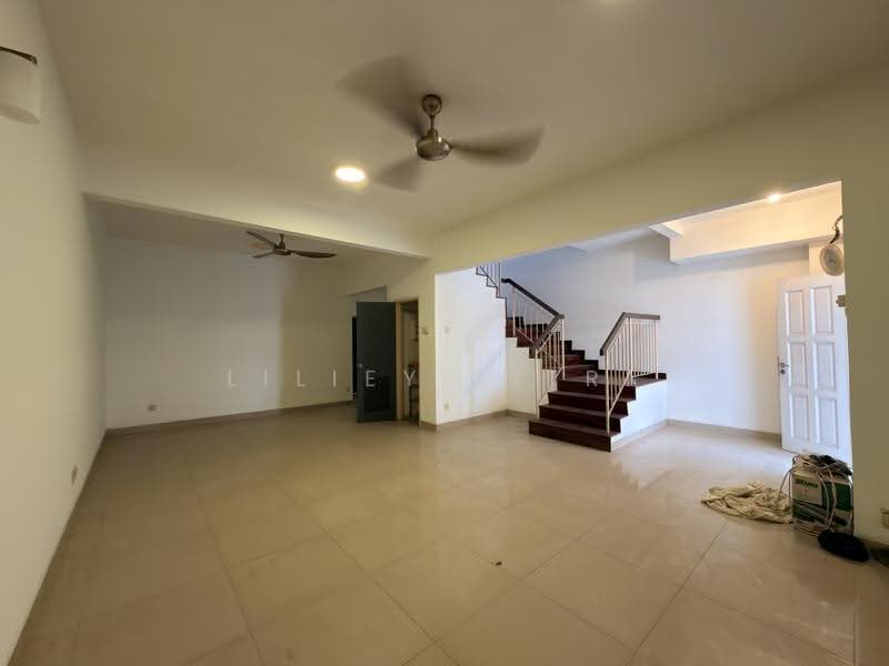 Rumah Teres 2-Tingkat untuk Dijual di Kota Emerald (Rawang) - Liliey Fitri - Living Room - PropertyGuru.com.my