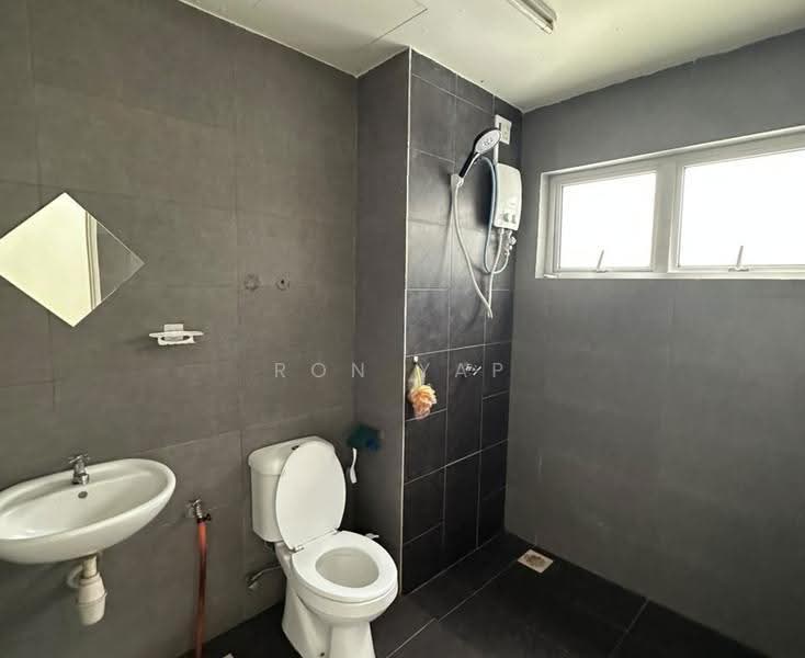 Service Residence for Rent at Maxim Citylights @ Sentul KL - Ron Yap - Bathroom - PropertyGuru.com.my