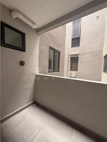 Kondominium untuk Dijual di Nestree Residence - Shawn Tan - Balcony - PropertyGuru.com.my