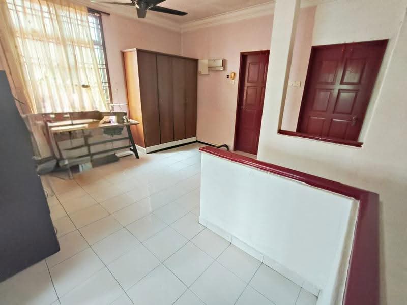 Rumah Teres 2-Tingkat untuk Dijual di Taman Desa Cemerlang (Ulu Tiram) - Chloe Lai - Interior - PropertyGuru.com.my