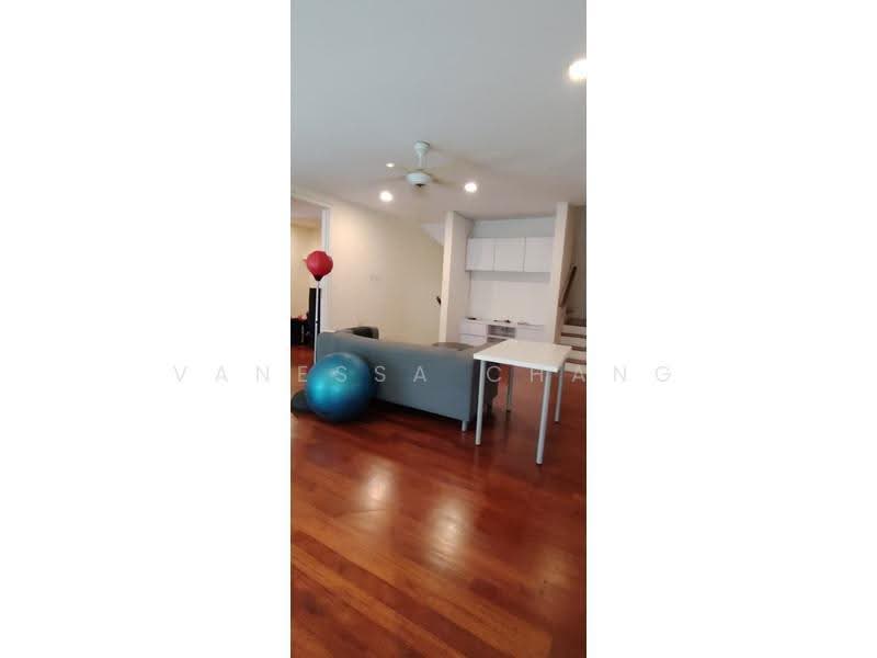 Rumah Berkembar untuk Dijual di Bandar Damansara Perdana (Damansara Perdana) - Vanessa Chang - Living Room - PropertyGuru.com.my
