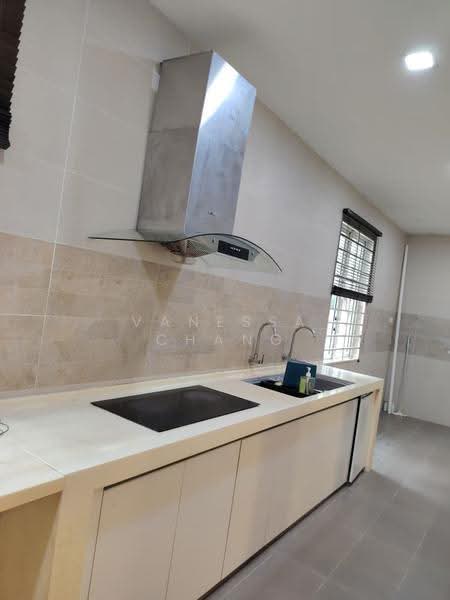 Rumah Berkembar untuk Dijual di Bandar Damansara Perdana (Damansara Perdana) - Vanessa Chang - Kitchen - PropertyGuru.com.my