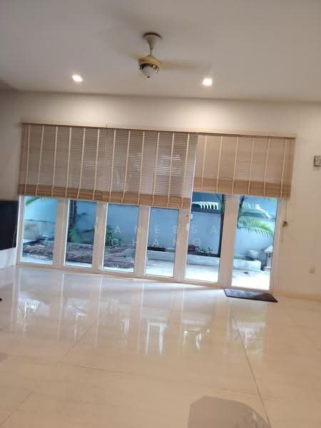 Rumah Berkembar untuk Dijual di Bandar Damansara Perdana (Damansara Perdana) - Vanessa Chang - Living Room - PropertyGuru.com.my