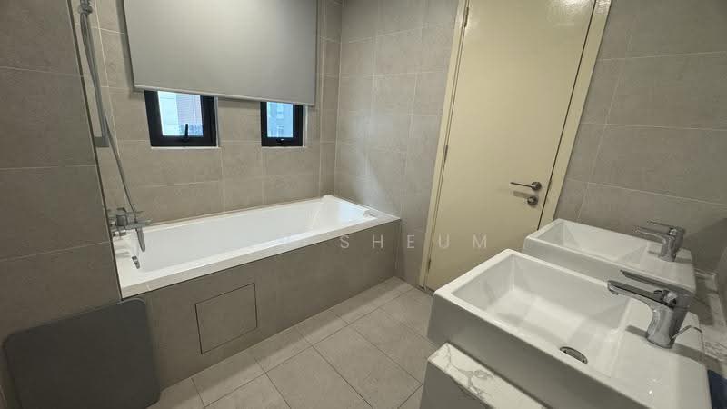 Service Residence for Rent at Ooak Suites @ Kiara 163 - Zev Sheum - Bathroom - PropertyGuru.com.my