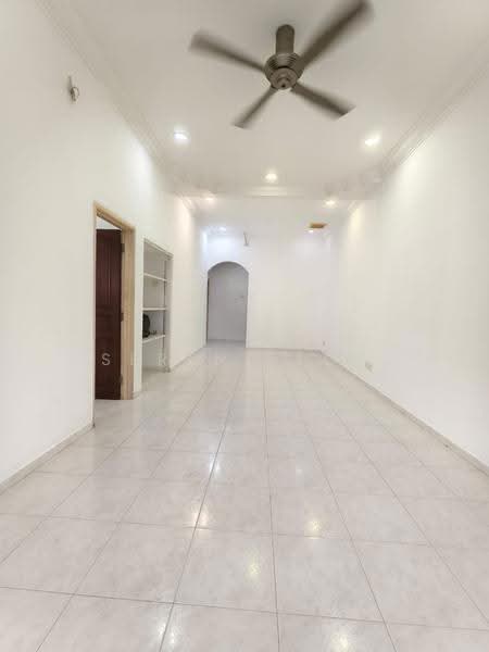 1-storey Terraced House for Sale in Taman Nusa Bestari (Iskandar Puteri (Nusajaya)) - Serene Low - Living Room - PropertyGuru.com.my