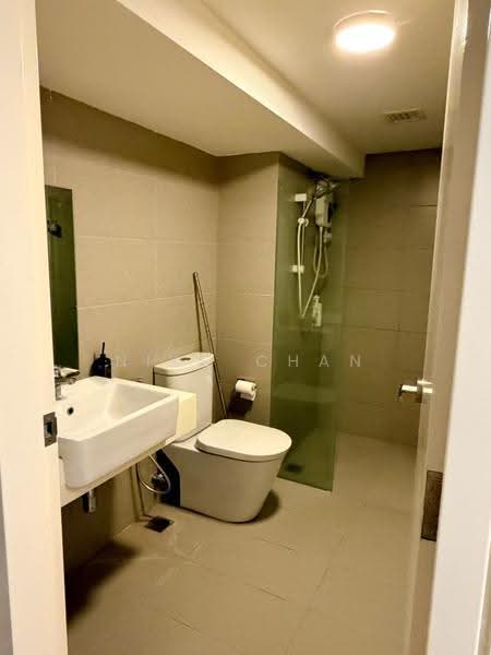 Kediaman Servis untuk Dijual di EkoCheras Service Residences - Niko Chan - Bathroom - PropertyGuru.com.my