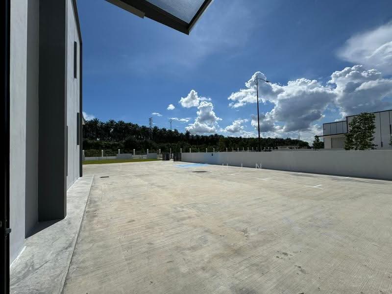 Semi-D Factory for Rent in Eco Business Park 1 (Johor Bahru) - Joey Chin - Exterior - PropertyGuru.com.my