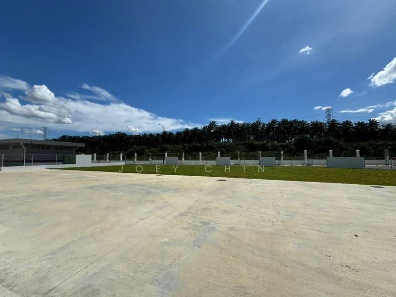 Semi-D Factory for Rent in Eco Business Park 1 (Johor Bahru) - Joey Chin - Exterior - PropertyGuru.com.my
