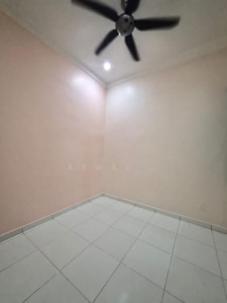 1-storey Terraced House for Sale in Bertam Perdana (Kepala Batas) - Aswad . - Bedroom - PropertyGuru.com.my