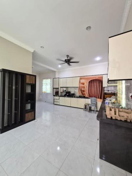 1-storey Terraced House for Sale in Bertam Perdana (Kepala Batas) - Aswad . - Kitchen - PropertyGuru.com.my