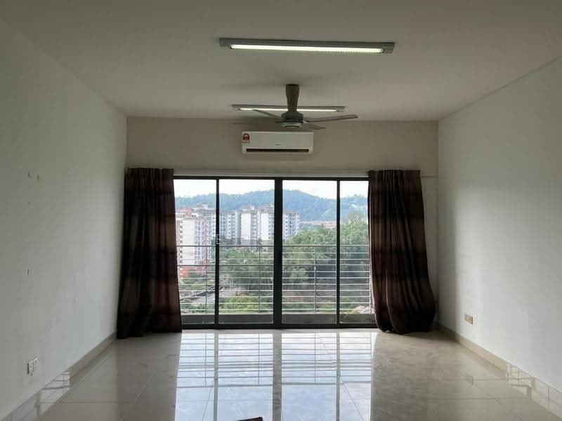 Kediaman Servis untuk Disewa di SetiaWalk - Leo Koh - Living Room - PropertyGuru.com.my