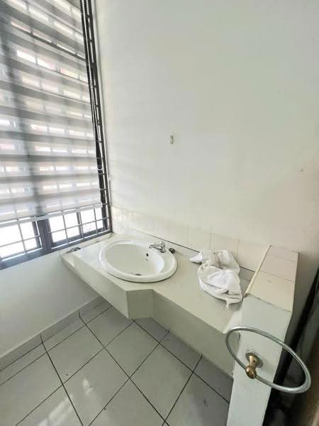 1-storey Terraced House for Rent in Taman Molek (Johor Bahru) - Samantha Tang - PropertyGuru.com.my