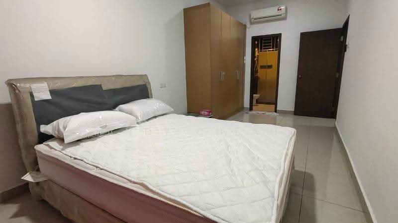 Kediaman Servis untuk Dijual di D'Secret Garden (Pangsapuri Kempas Indah) - Andy Cheah - Bedroom - PropertyGuru.com.my