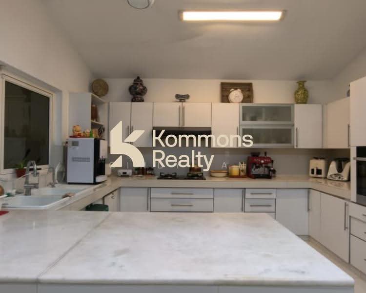 Bungalow House for Sale in Damansara Heights (Kuala Lumpur) - Cindy Tan - Kitchen - PropertyGuru.com.my