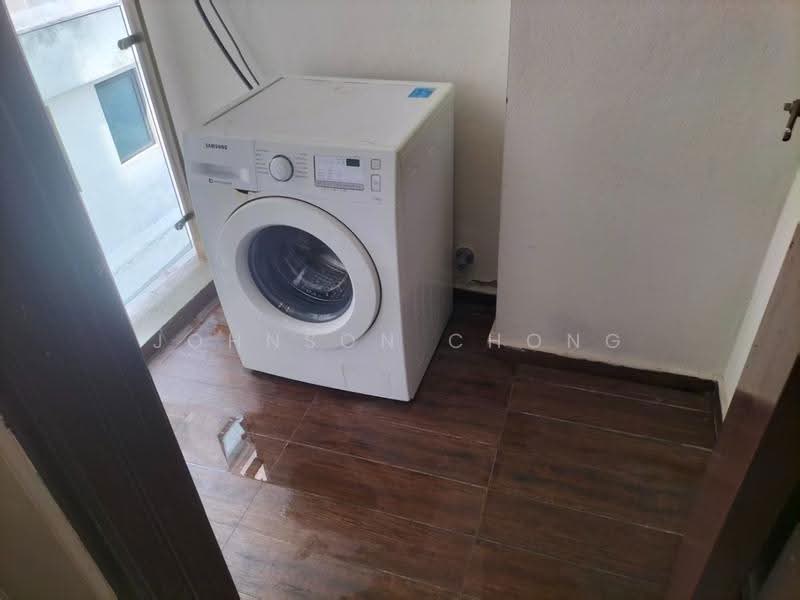 Condominium for Sale at Royal Strand @ Country Garden Danga Bay - Johnson Chong - Balcony - PropertyGuru.com.my