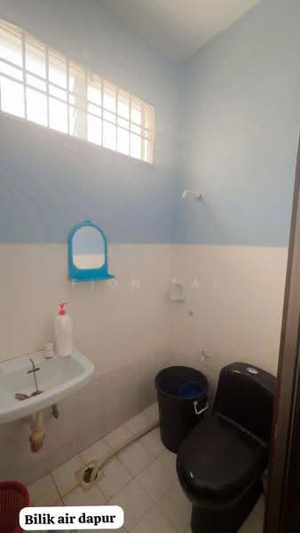 1-storey Terraced House for Sale in Bandar Putra Kulai (Kulai) - Fion Tai - Bathroom - PropertyGuru.com.my