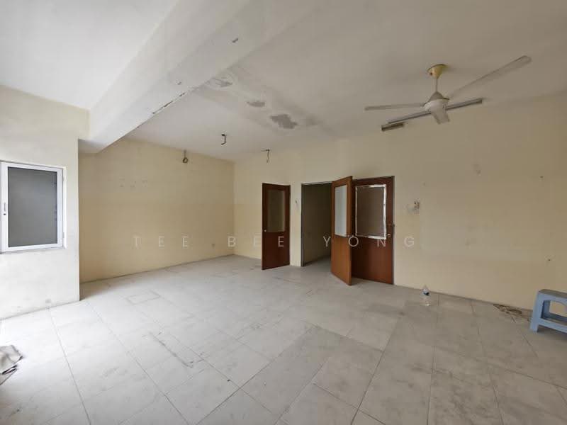 Shop for Rent in Puchong (Selangor) - Tee Bee Yong - Interior - PropertyGuru.com.my