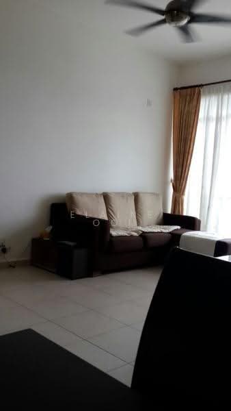 Kondominium untuk Dijual di Desa Airmas Condominium - Elaine Ooi - Living Room - PropertyGuru.com.my
