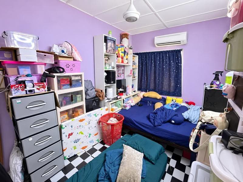 2-storey Terraced House for Sale in Taman Bidara (Selayang) - Sean Yong - Bedroom - PropertyGuru.com.my