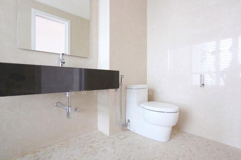 Condominium for Sale at Pavilion Hilltop - Gwen Chan - Bathroom - PropertyGuru.com.my