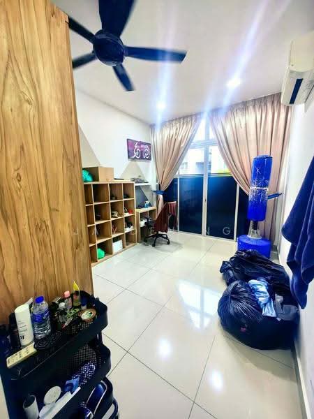 Rumah Teres 2-Tingkat untuk Dijual di Taman Eco Cascadia (Tebrau) - Jayden Ng - Study - PropertyGuru.com.my