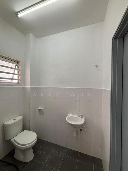 Rumah Kluster untuk Disewa di Bandar Puncak Alam (Puncak Alam) - Abby Woo - Bathroom - PropertyGuru.com.my