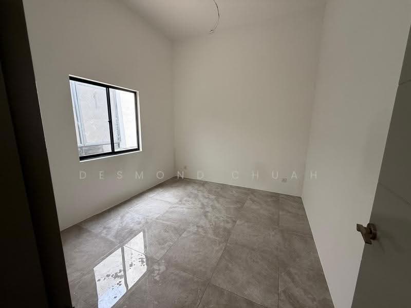 Shop for Rent in Bukit Jambul (Penang) - Desmond Chuah - Interior - PropertyGuru.com.my