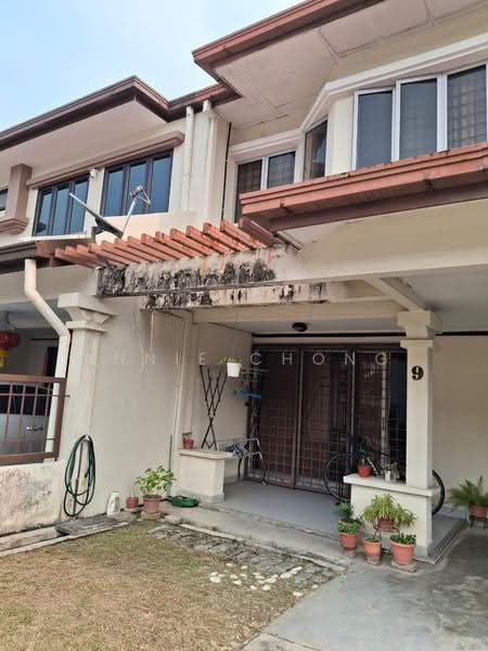 2-storey Terraced House for Sale in Petaling Jaya (Selangor) - Annie Chong - Exterior - PropertyGuru.com.my