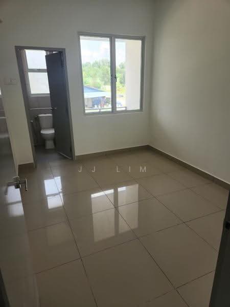 Rumah Teres 2-Tingkat untuk Disewa di Seksyen U17 (Shah Alam) - JJ Lim - Bathroom - PropertyGuru.com.my