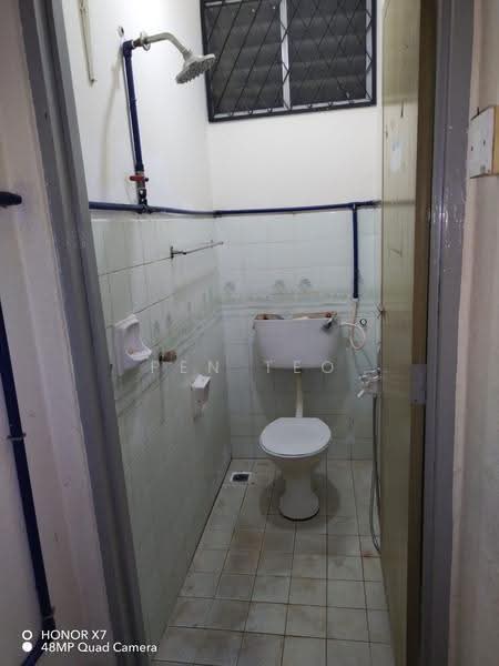 2-storey Terraced House for Sale in Taman Pekaka (Sungai Dua) - Pen Teo - Bathroom - PropertyGuru.com.my