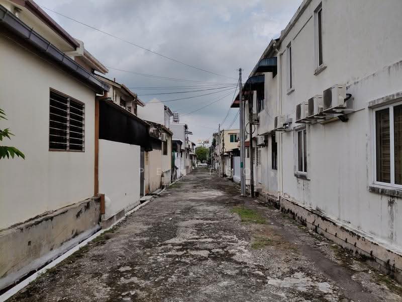 2-storey Terraced House for Sale in Taman Pekaka (Sungai Dua) - Pen Teo - Exterior - PropertyGuru.com.my
