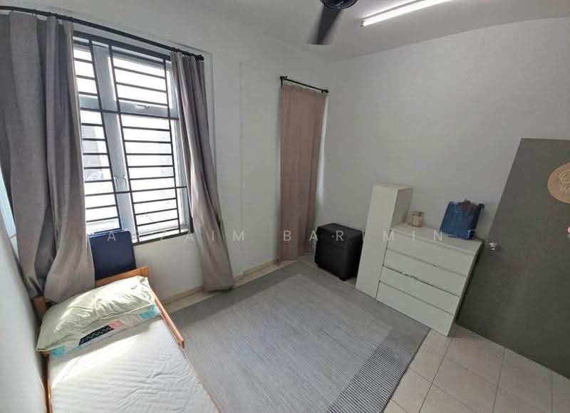 Semi-Detached House for Sale in Taman Pulai Mutiara (Iskandar Puteri (Nusajaya)) - Arzaim Barimin - Bedroom - PropertyGuru.com.my