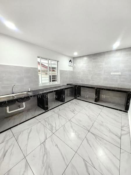 Rumah Teres 1-Tingkat untuk Dijual di Taman Sri Skudai (Skudai) - Johnny Chan - Kitchen - PropertyGuru.com.my