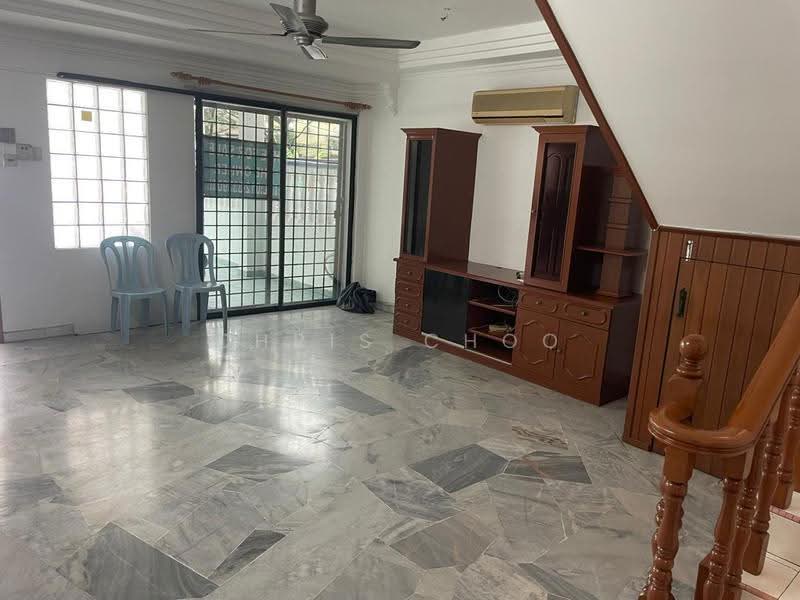 2.5-storey Terraced House for Sale in Taman Sri Bintang (Kepong) - Chris Choo - Living Room - PropertyGuru.com.my