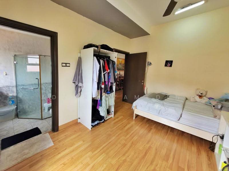 Semi-Detached House for Sale in Damansara Legenda (Petaling Jaya) - Adzura Zamedin - Bedroom - PropertyGuru.com.my