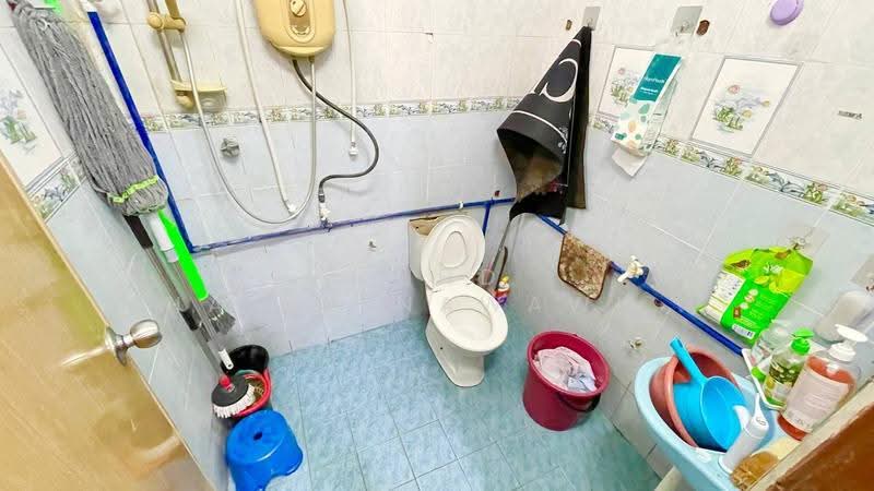 Rumah Teres untuk Dijual di Taman Desa Karunmas (Balakong) - Muhd Khairulnawawi Kamaruddin - Bathroom - PropertyGuru.com.my