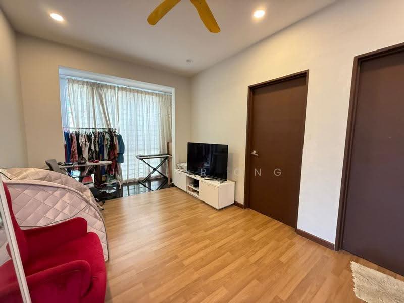 Rumah Berkembar untuk Dijual di Taman Anggun (Rawang) - Junior Ong - Living Room - PropertyGuru.com.my