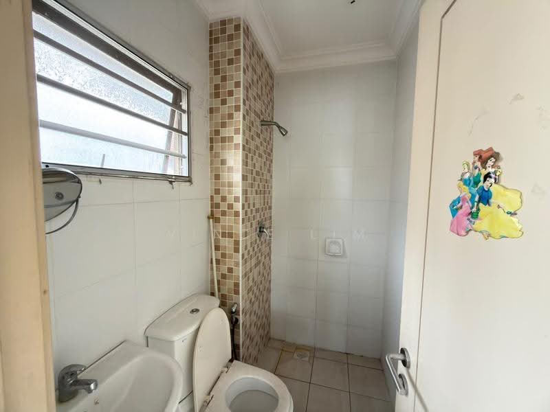 2-storey Terraced House for Sale in Putra Heights (Subang Jaya) - Vince Lim - Bathroom - PropertyGuru.com.my