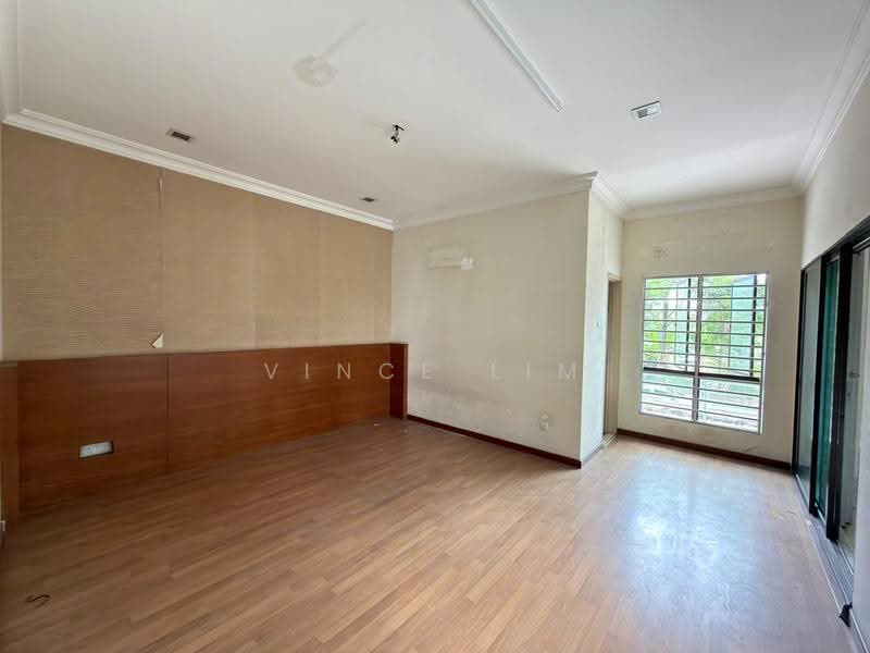 2-storey Terraced House for Sale in Putra Heights (Subang Jaya) - Vince Lim - Living Room - PropertyGuru.com.my