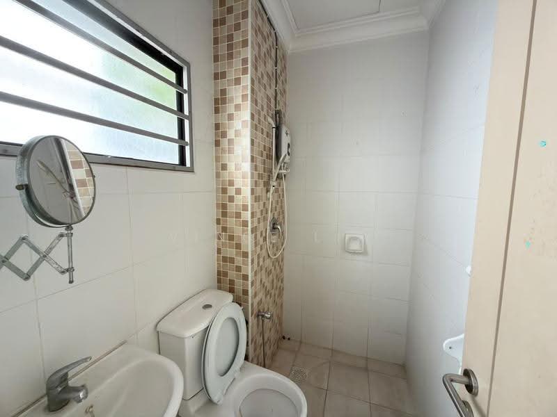 2-storey Terraced House for Sale in Putra Heights (Subang Jaya) - Vince Lim - Bathroom - PropertyGuru.com.my