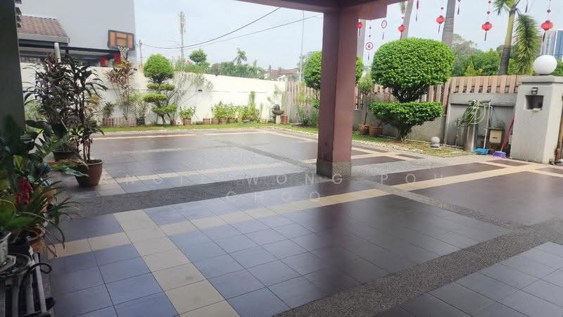 Semi-Detached House for Sale in Taman Overseas Union (Taman Oug) (Jalan Klang Lama (Old Klang Road)) - Angie Wong Poh Choo - Exterior - PropertyGuru.com.my