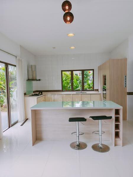 Bungalow House for Rent in Valencia (Sungai Buloh) - Pinky Choong - Kitchen - PropertyGuru.com.my