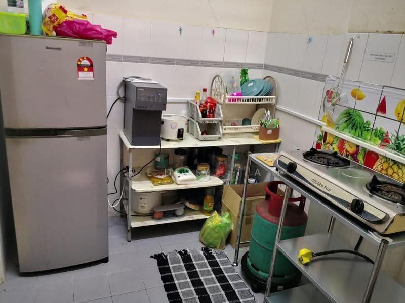 Pangsapuri untuk Dijual di Saujana Damai - Freddy Tan - Kitchen - PropertyGuru.com.my