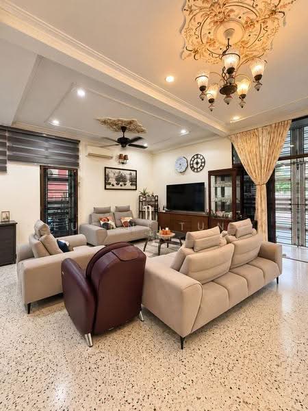 2-storey Terraced House for Sale in Kampung Pantai Jerjak (Gelugor) - Eugene Tung - Living Room - PropertyGuru.com.my