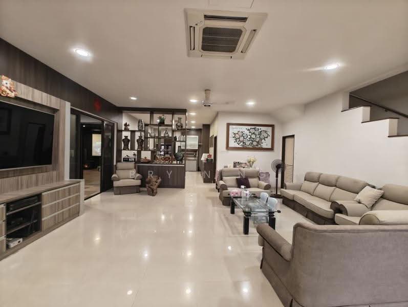 Semi-Detached House for Sale in Bukit Sungai Long (Bandar Sungai Long) - Bryan Ng - Living Room - PropertyGuru.com.my
