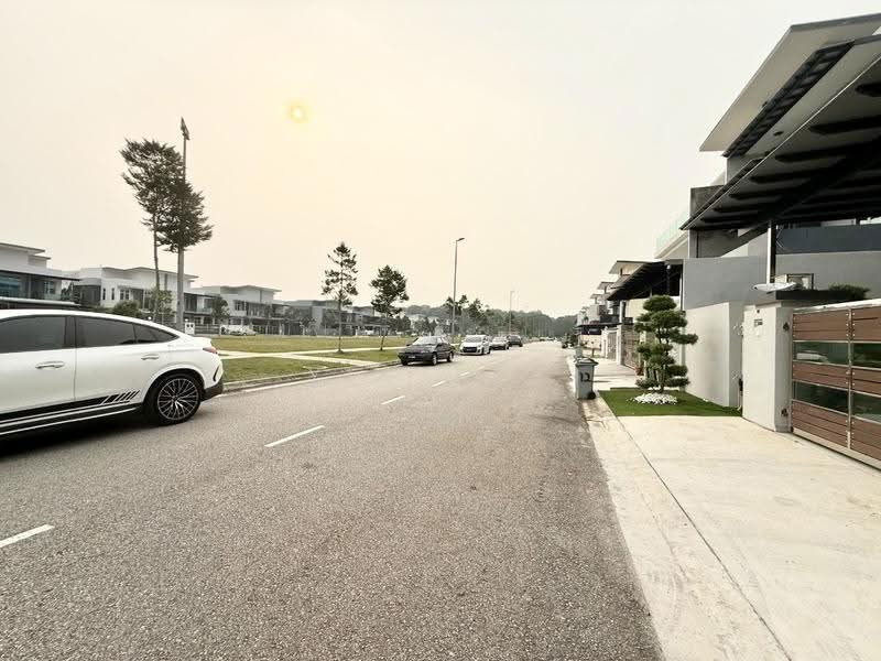 Cluster House for Sale in Skudai (Johor) - Yik Tat - PropertyGuru.com.my