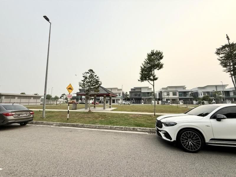 Cluster House for Sale in Skudai (Johor) - Yik Tat - PropertyGuru.com.my