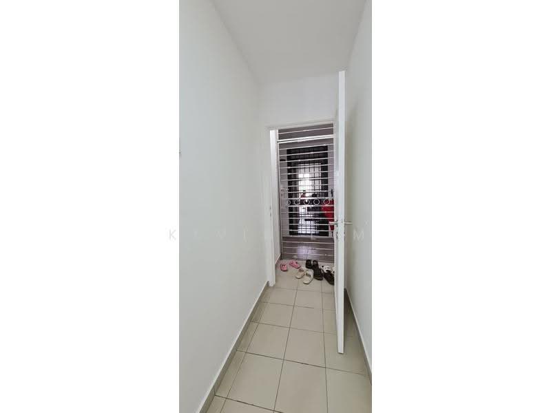 Apartment for Rent at Lake View Suites - Kevin Lim - Entrance - PropertyGuru.com.my
