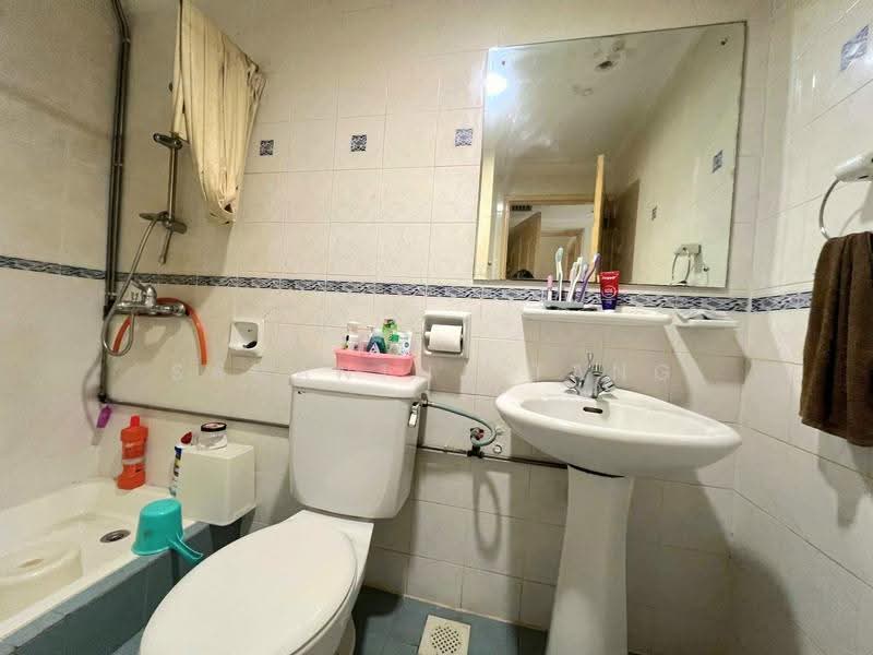 Condominium for Rent at Indah Samudra Condominium - Samantha Tang - Bathroom - PropertyGuru.com.my