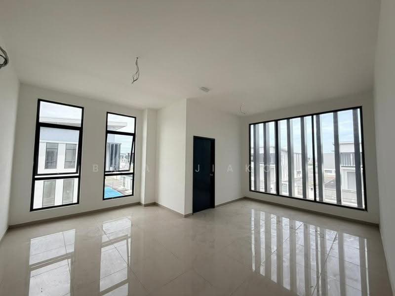 Factory for Rent in NCT Smart Industrial Park (Sepang) - Brian JiaKok - Living Room - PropertyGuru.com.my